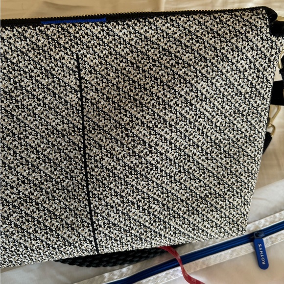 Rothy’s Starlight Tweed Daily Crossbody Bag - Picture 4 of 10